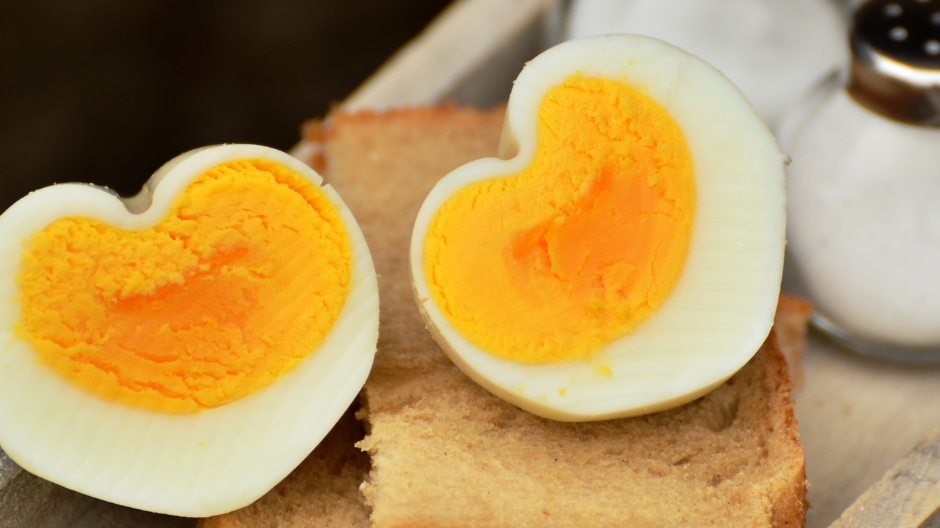 Диетолози: Едно яйце на седмица е достатъчно