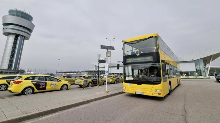 Двуетажни автобуси ще стигат от Централна гара до летище София за 25 минути