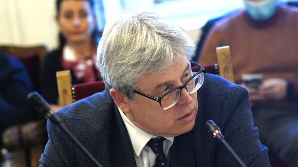 Парламентът маха шефа на НЗОК Станимир Михайлов, 5 месеца след оставката му