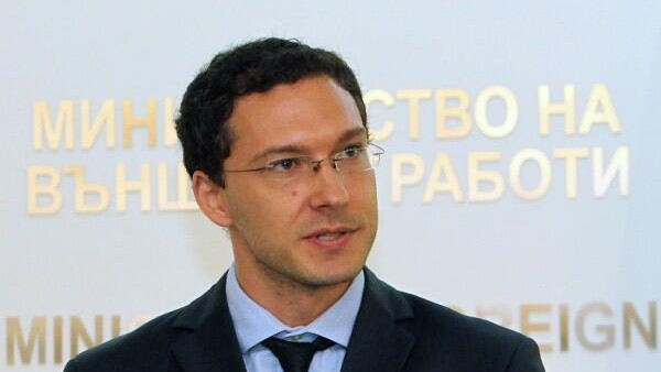 Даниел Митов се отказа да бъде външен министър