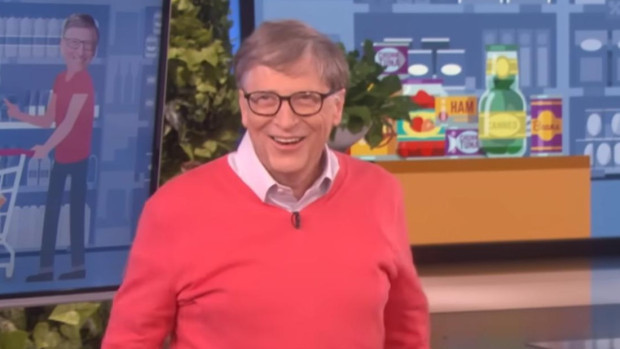 Бил Гейтс е раздал пари за благотворителност, колкото размера на икономиката на България