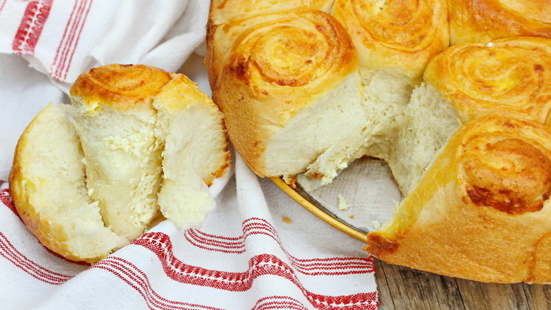 От тефтера на баба: Рецепта за вкусен домашен тутманик