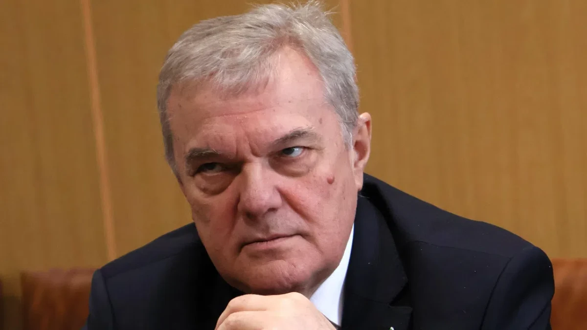 Румен Петков: Референдум днес за еврото не е добро решение