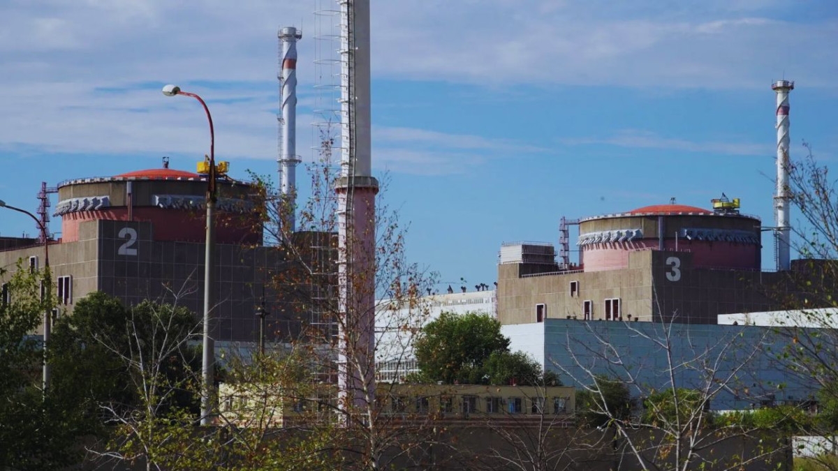 Зеленски: Запорожката АЕЦ е в „критично състояние“