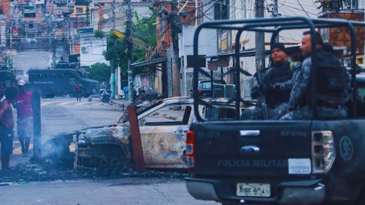 Най-малко 64 загинали при мащабна акция в Рио срещу криминалната организация Comando Vermelho