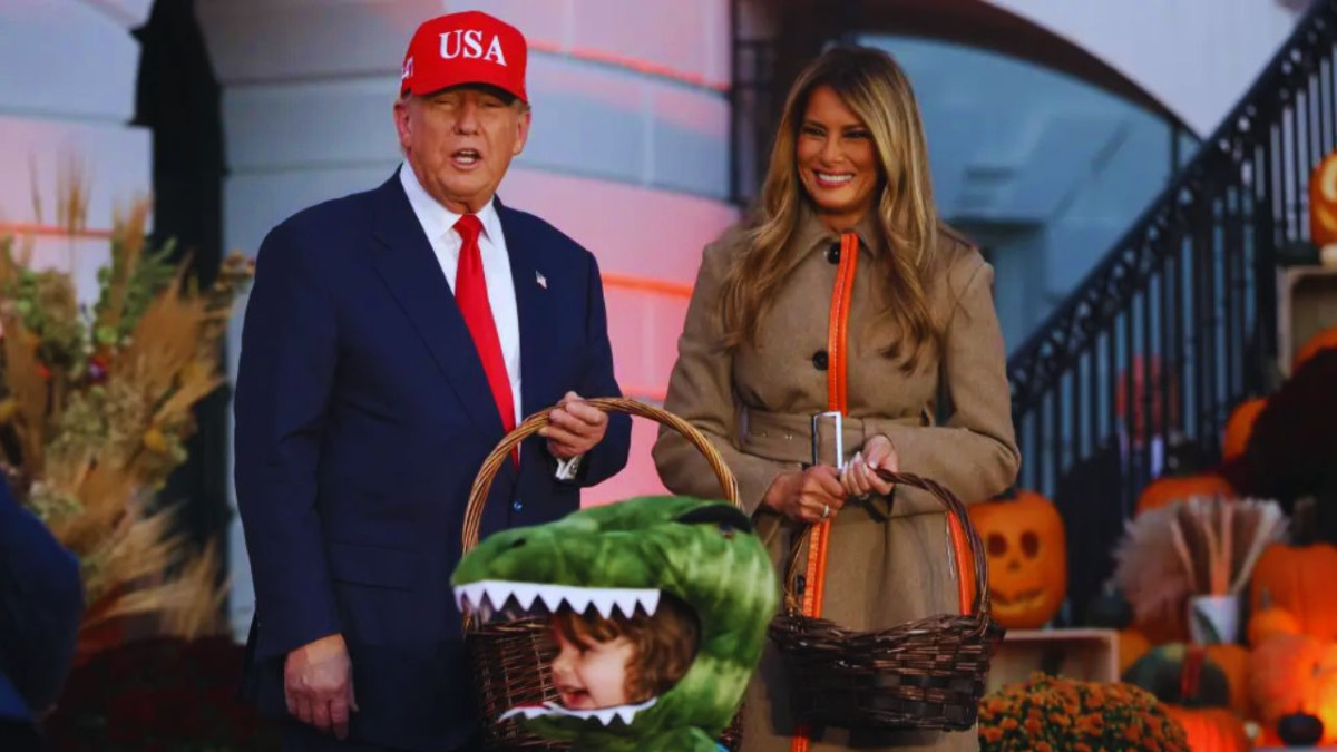 Президентът на САЩ Доналд Тръмп и първата дама Мелания отпразнуваха Хелоуин в Белия дом