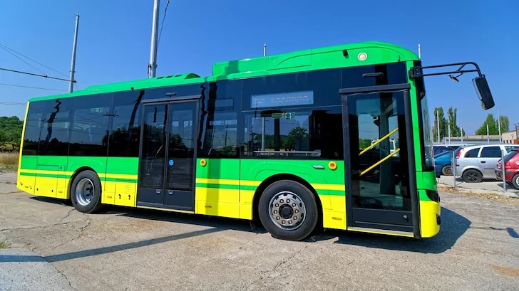 Хасково въвежда безплатен транспорт за учениците