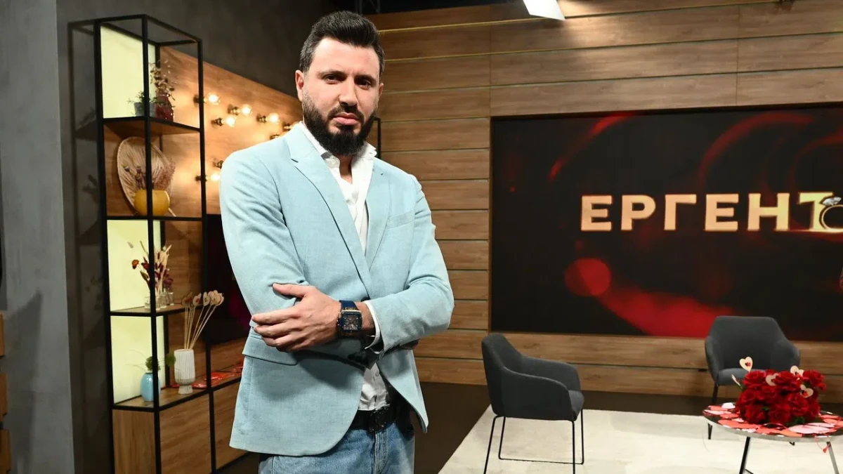 Мартин Елвиса става водещ на коментарно студио за новия сезон на „Ергенът“
