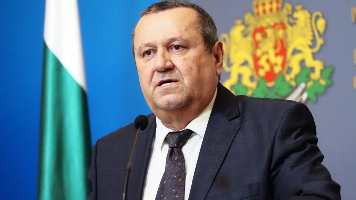 Хасан Адемов не знае за великденски добавки за пенсионерите