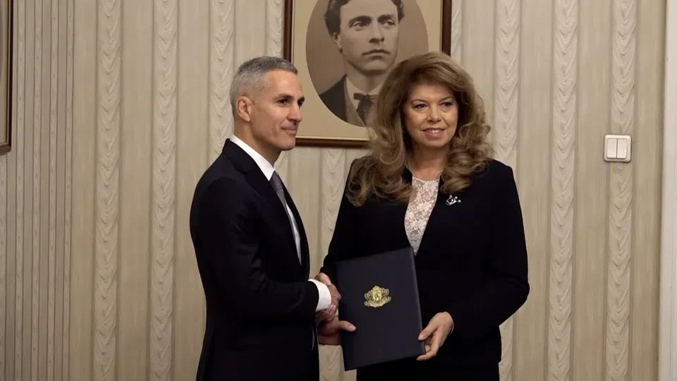 Валерия Велева: Служебният кабинет стартира с летящ скандал