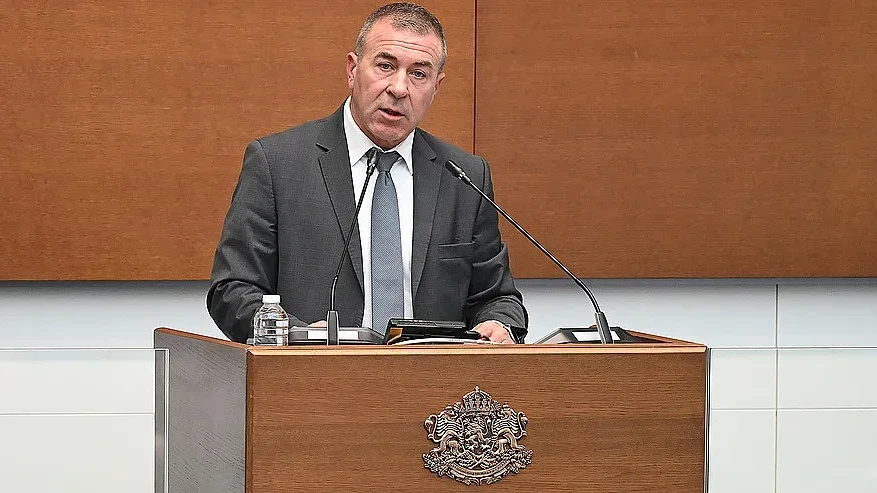 Рашков: Тръгвам си заради натиск за "Петрохан". Искат да заметат следи