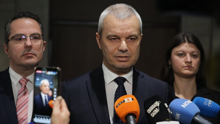 Костадинов пита: Разследват ли Терзиев заради "Петрохан"?