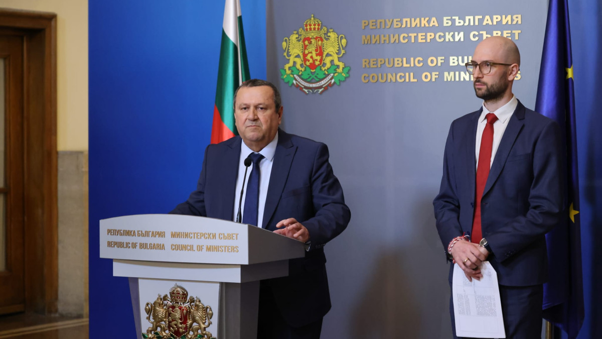 Министър Адемов: Близо 80% от пенсионерите ще получат добавка за Великден