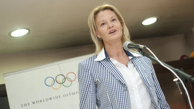 Стефка Костадинова ще участва в парламентарните избори от името на ДПС, напуска БОК