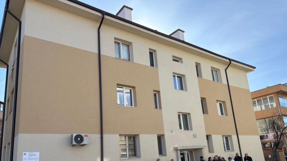 МРРБ: До края на юни ще бъдат санирани 585 блока