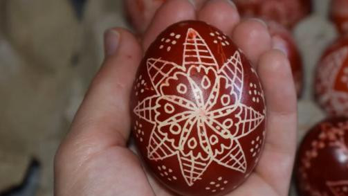 Писани яйца: Стара традиция, която превръща великденските яйца в изкуство