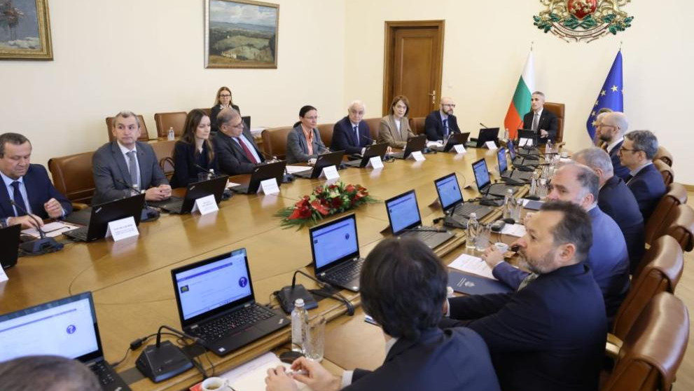 Служебният премиер: 223 - толкова са задържаните за изборни престъпления от МВР