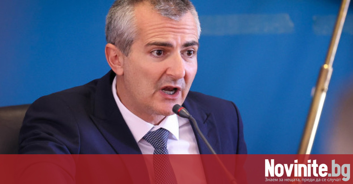 Министърът на младежта и спорта Димитър Илиев коментира скандалите около