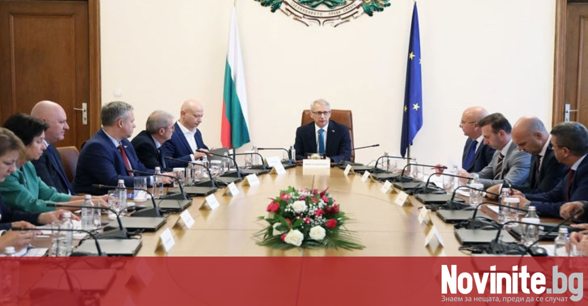 Министерският съвет в оставка провежда редовно заседание в сряда В