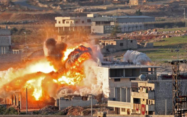 Турция с въздушни удари в Северна Срия, най-малко 11 са убити