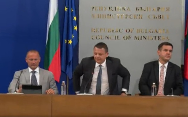 Кризисният щаб в енергетиката: За септември има осигурен газ, от октомври – няма