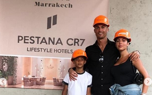 Роналдо отвори пети ултра луксозен хотел - хитът е неговата диета