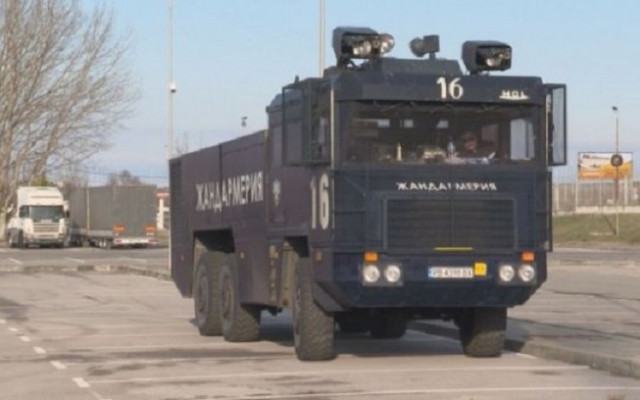 Жандармерия варди санитарния контрол на границата с Турция