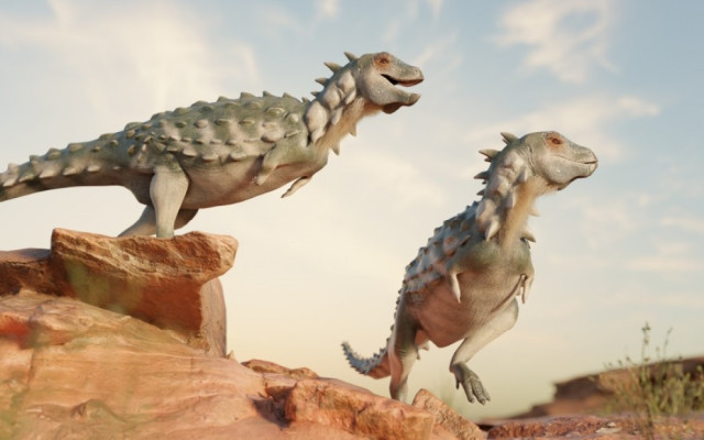 По Земята са щъкали още един вид динозаври