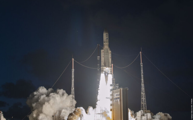 Tриумф за европейската космонавтика! Ракетата Ариана 5 с небивал в историята успех