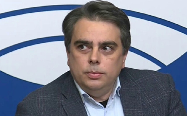 Асен Василев не е прекратил делото за клевета срещу Тошко Йорданов