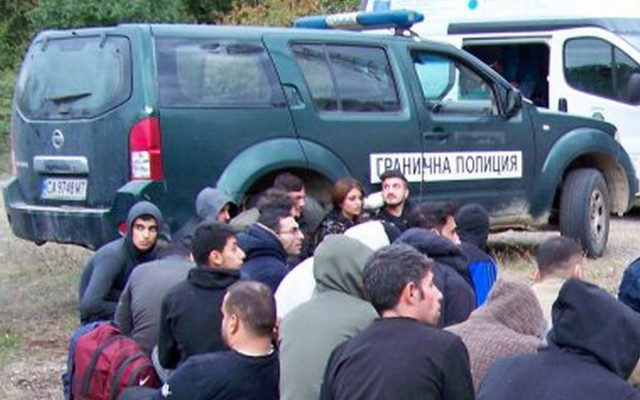 Още 50 нелегални мигранти изловени в Бургаско