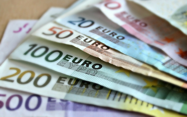 Икономисти от СУ: Приемането на еврото няма да доведе до ръст в цените