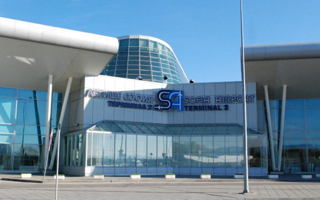 Вече може да резервирате паркомясто на летище "София" онлайн