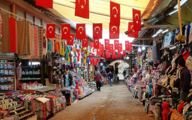 Одрин пасти да яде! Ето кой турски град е най-новата шопинг дестинация