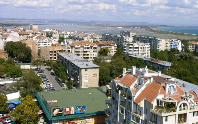 Истерия за имоти! Наемите в Бургас догониха софийските