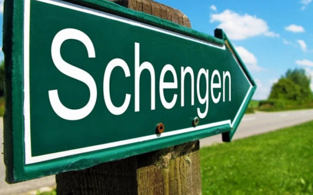 Евродепутати: Незабавно приемане на България и Румъния в Шенген