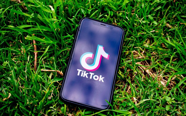 Децата в шок: Американски законодатели искат забрана на TikTok