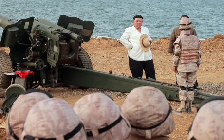 Северна Корея: Не доставяме оръжие на Русия