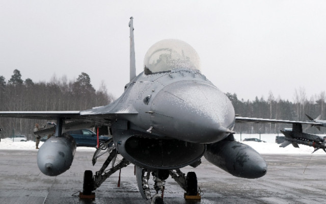 Парламентът ратифицира договора за придобиване на още 8 самолета Ф-16