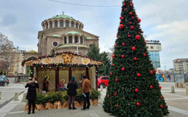 За пръв път в София: Рождественска сцена на Площад „Св. Неделя“