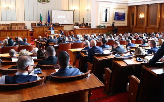 Депутатите одобриха окончателно военната помощ за Украйна