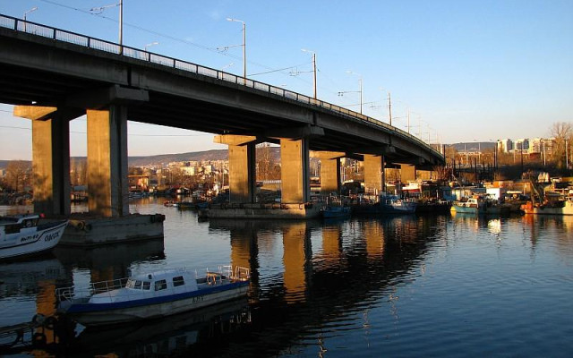 Пак трагедия във Варна: Мъж се самоуби със скок от Аспаруховия мост