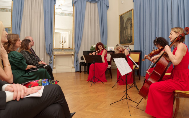 Посолство на Италия: Коледен концерт на квартета Artemisia Classica в Резиденцията