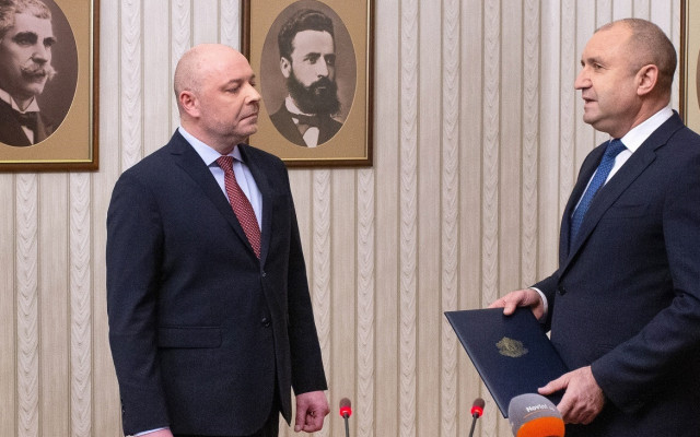 Проф. Габровски номинира за външен министър човек от кабинета „Петков“?