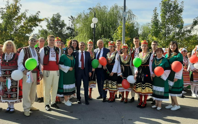 Русия спря изучаването на български език и свали бг портретите в окупираните територии