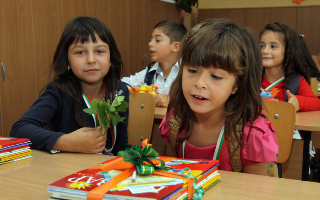 2250 деца от Украйна са записани в училища и детски градини у нас