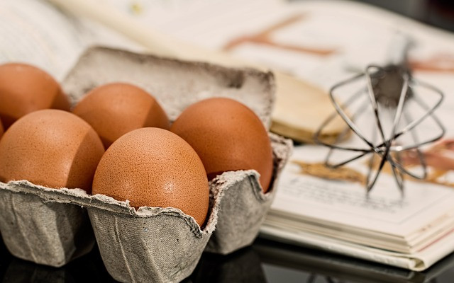 Яйцата поскъпнаха рекордно, внасяме ги от Полша