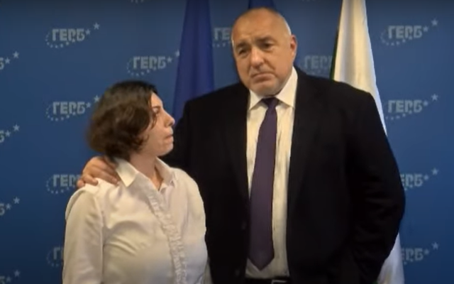 ВИДЕО Борисов пред майката на пребития Пендиков: Ще запознаем Европа с трагедията в Охрид