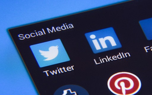 Мъск планира да таксува бизнес абонатите в Twitter с 1000 долара на месец