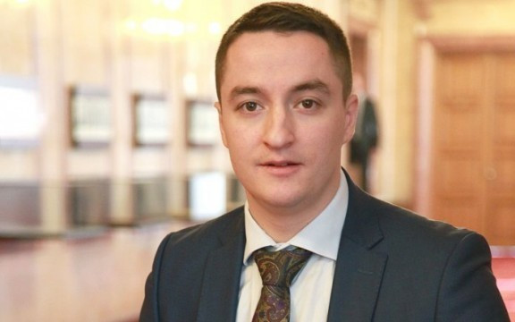 Явор Божанков оглавява листа на ПП-ДБ